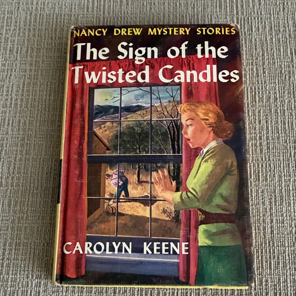 Vintage Nancy Drew Book The Sign of the Twisted Candles